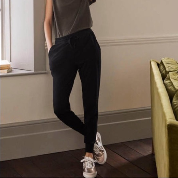 Boden Cuffed Drawstring Black Jogger Lounge pants XL - Picture 5 of 10